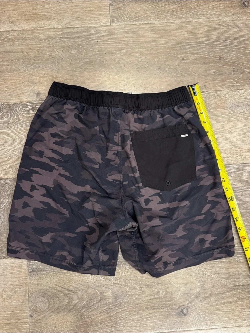 Vuori Shorts Men L Kore 7